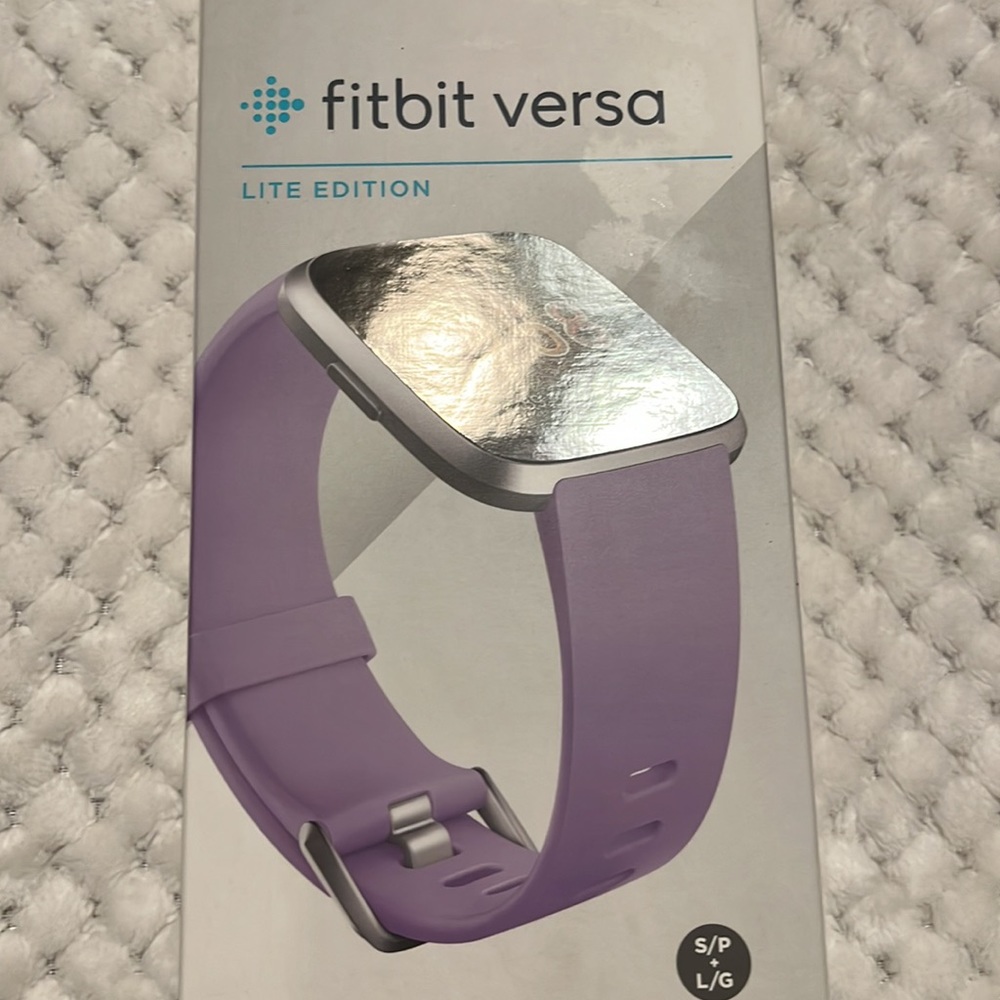Fitbit Versa Limited Edition - Picture 4 of 4